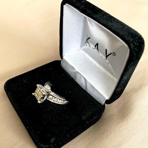 1.5 carat ring white gold